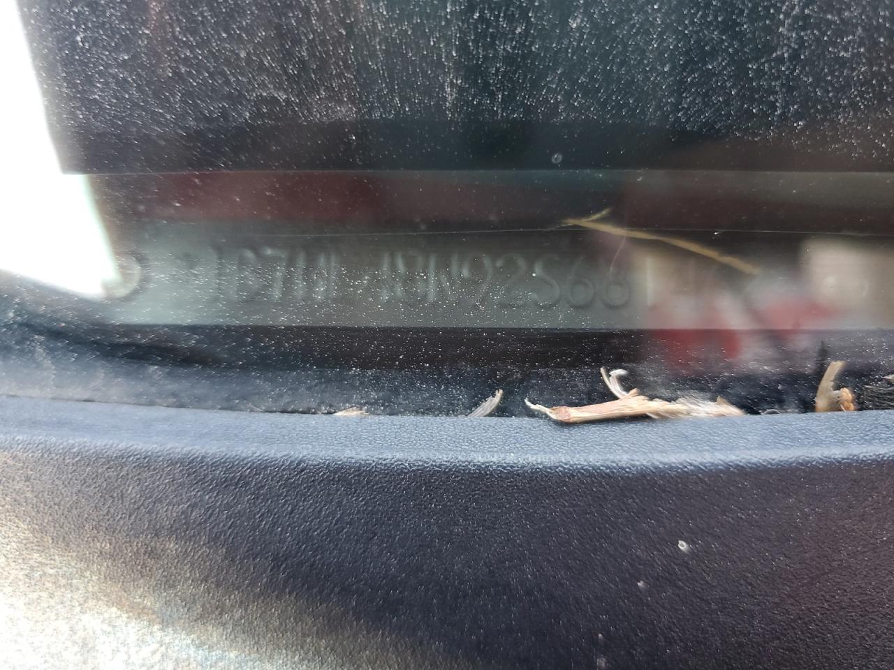 2002 Dodge Dakota Quad Slt VIN: 1B7HL48N92S681462 Lot: 67212175