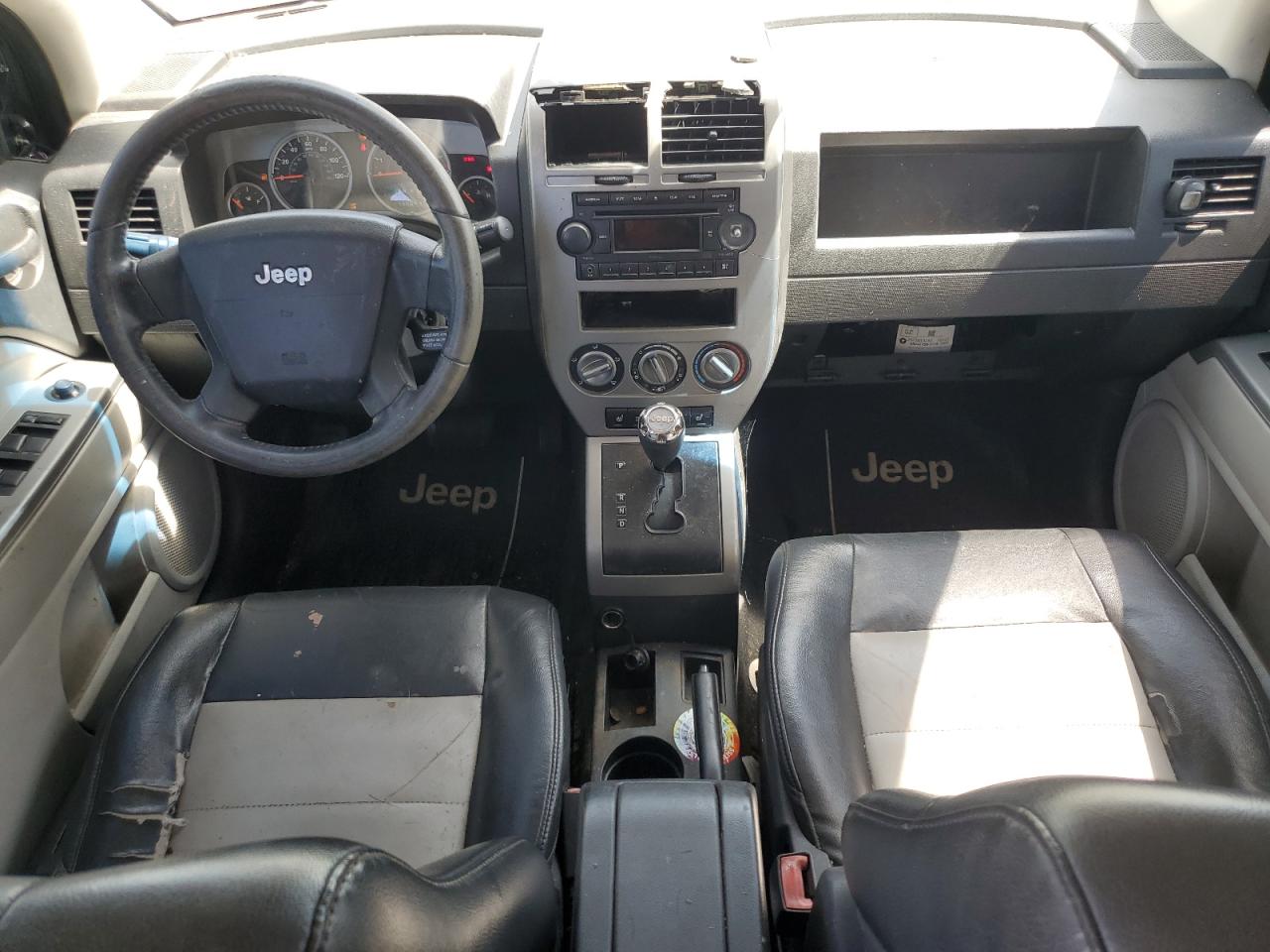 2007 Jeep Compass Limited VIN: 1J8FT57W77D145590 Lot: 69852925