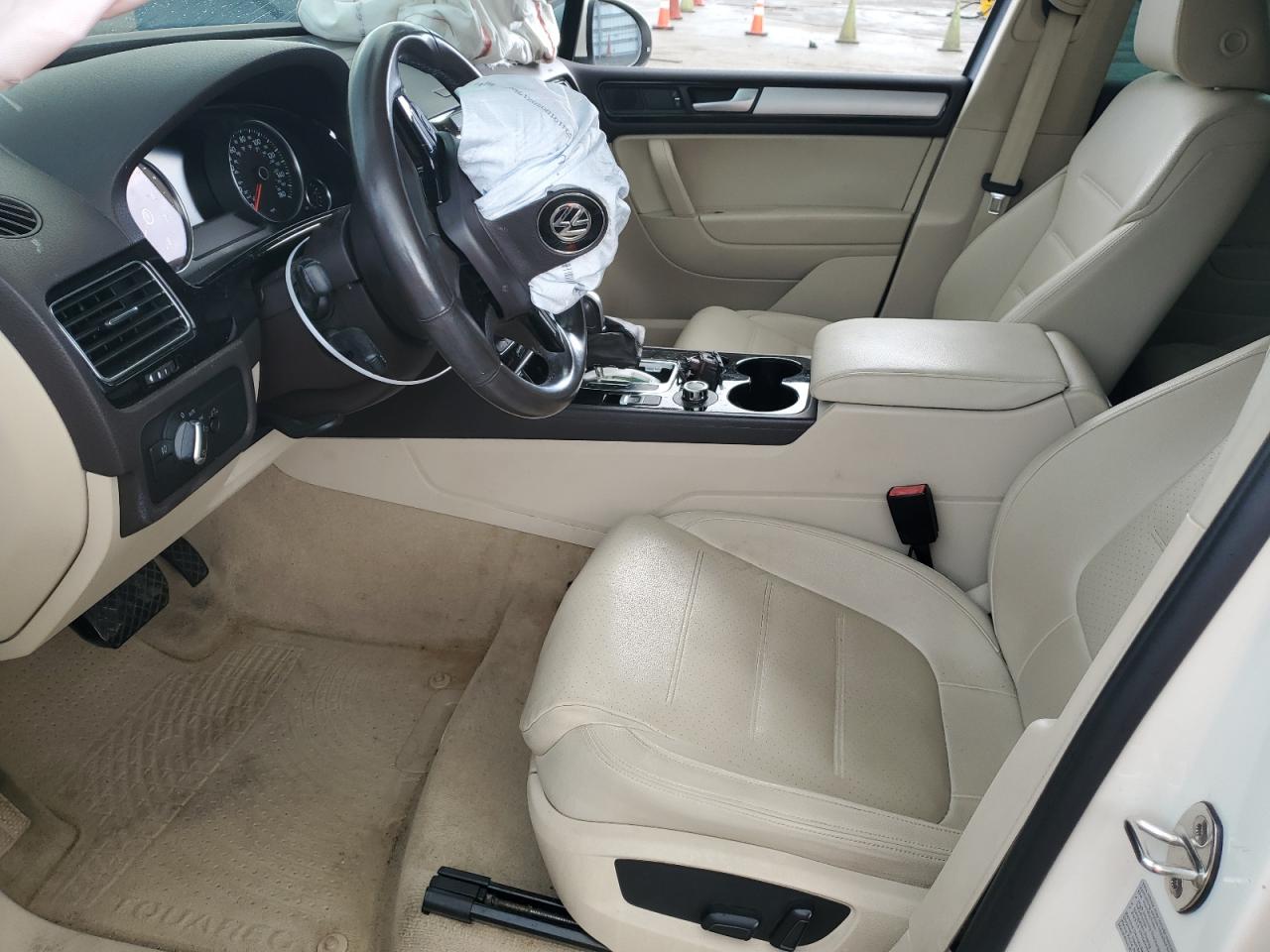 2012 Volkswagen Touareg V6 VIN: WVGFF9BP3CD005080 Lot: 67569565