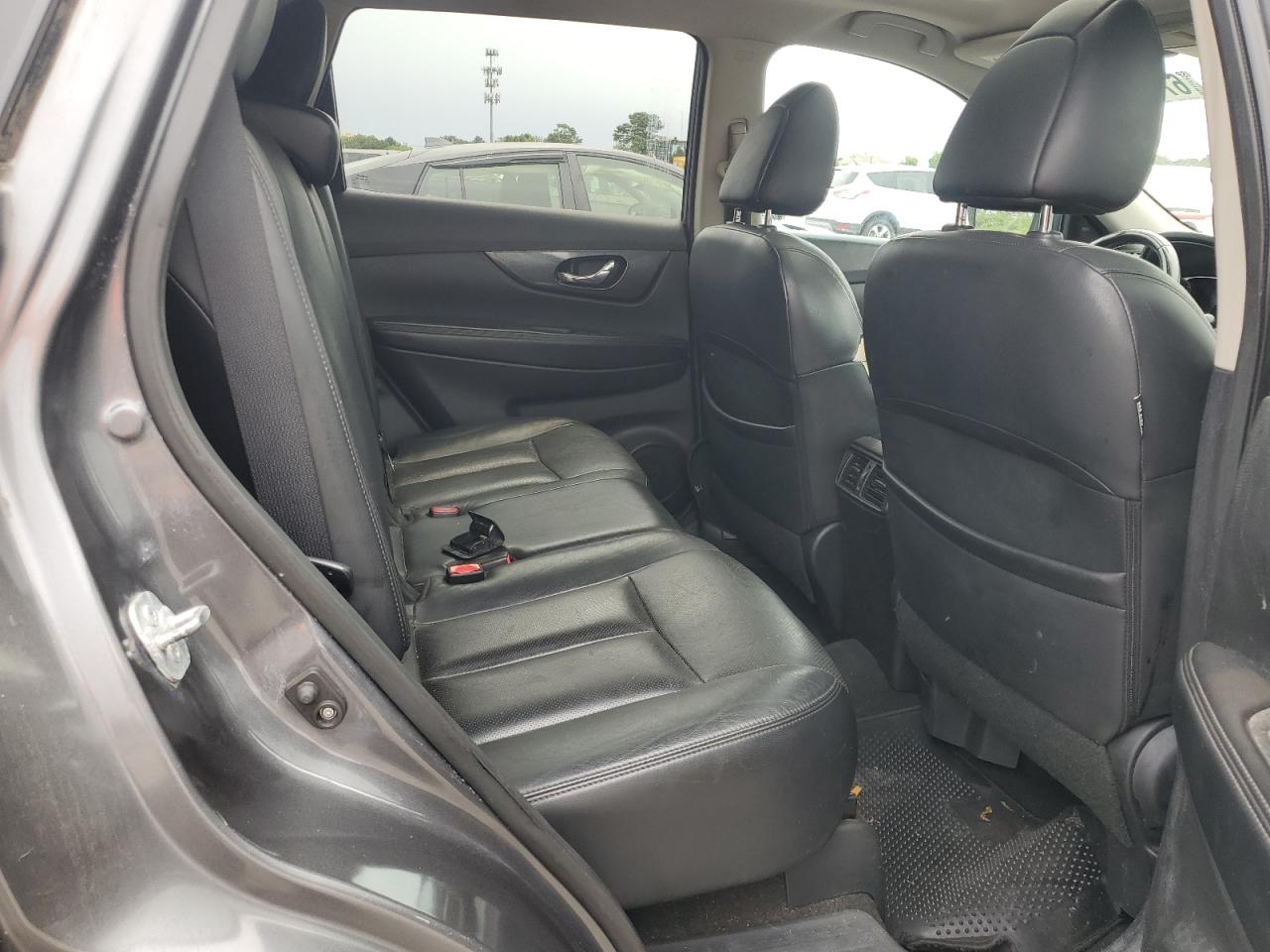 2015 Nissan Rogue S VIN: 5N1AT2MV3FC831654 Lot: 67611005