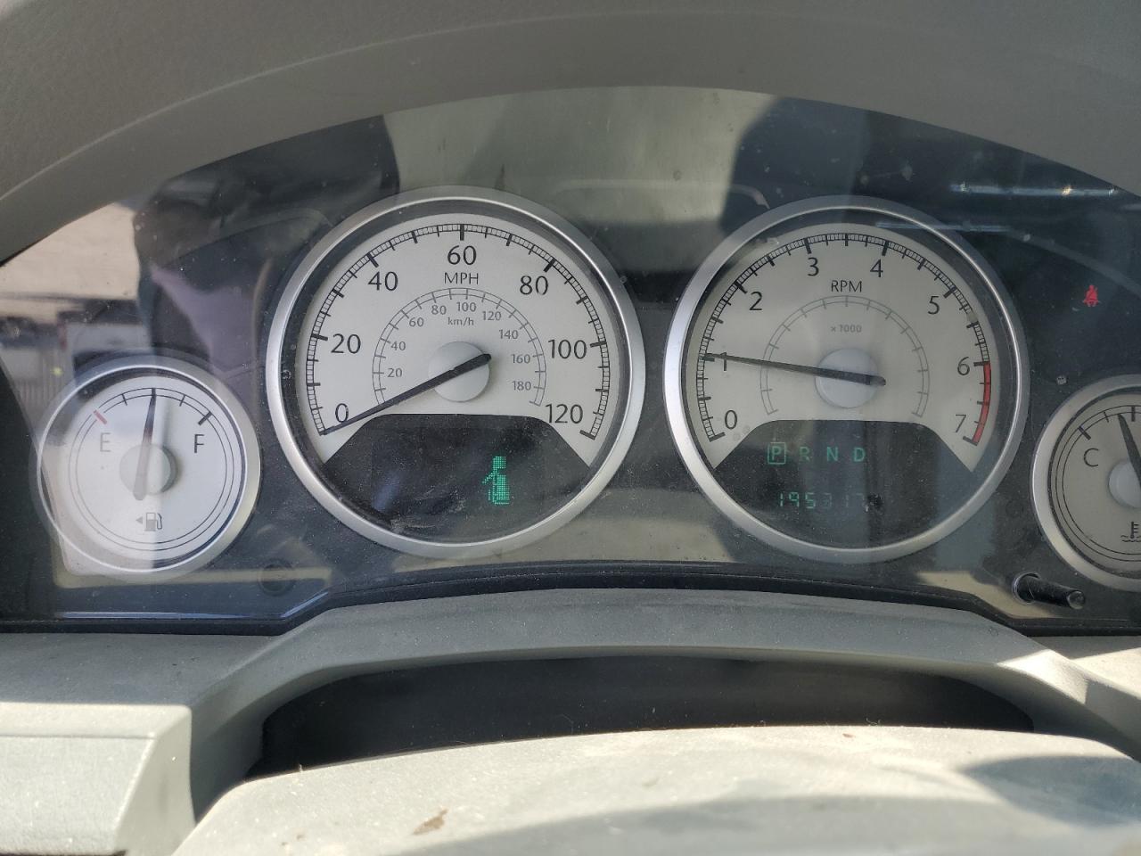 2010 Chrysler Town & Country Touring VIN: 2A4RR5D17AR398838 Lot: 69021285