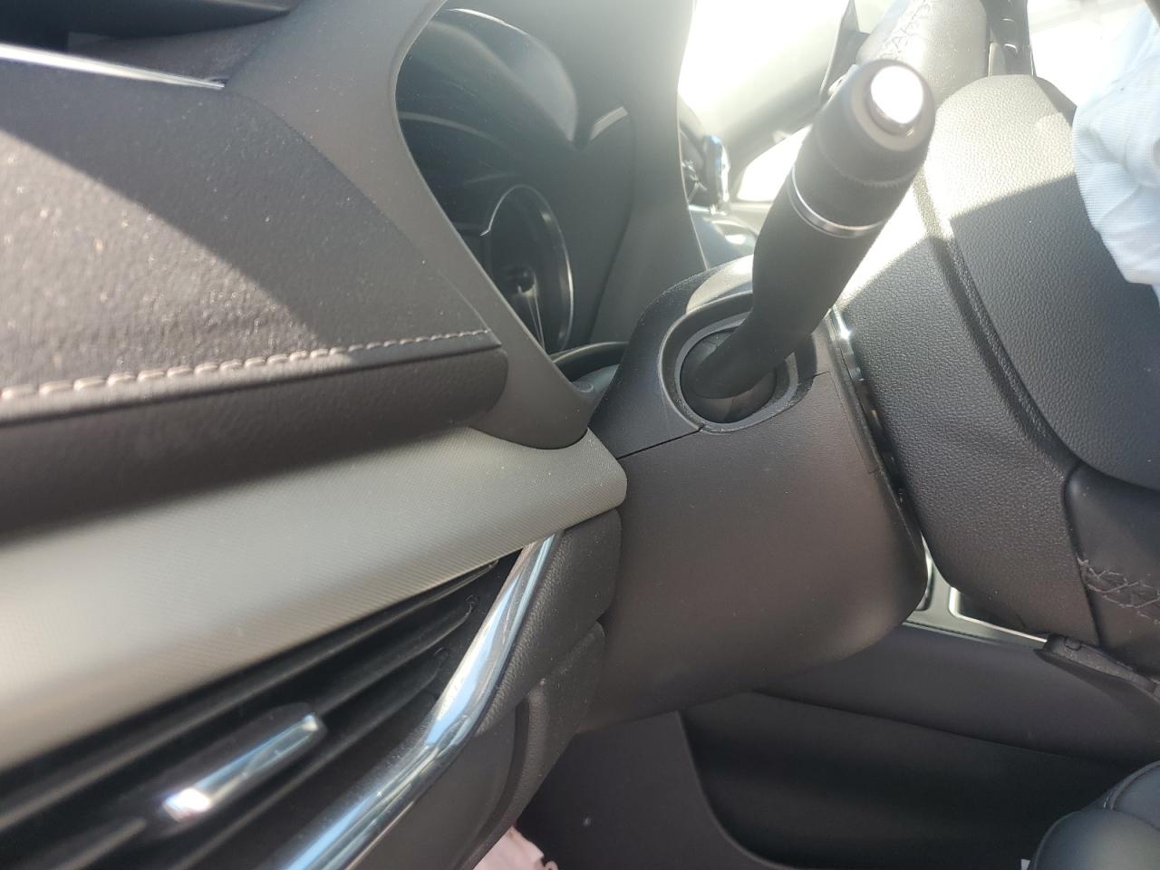 2022 Cadillac Xt4 Premium Luxury VIN: 1GYFZDR41NF161601 Lot: 68642715