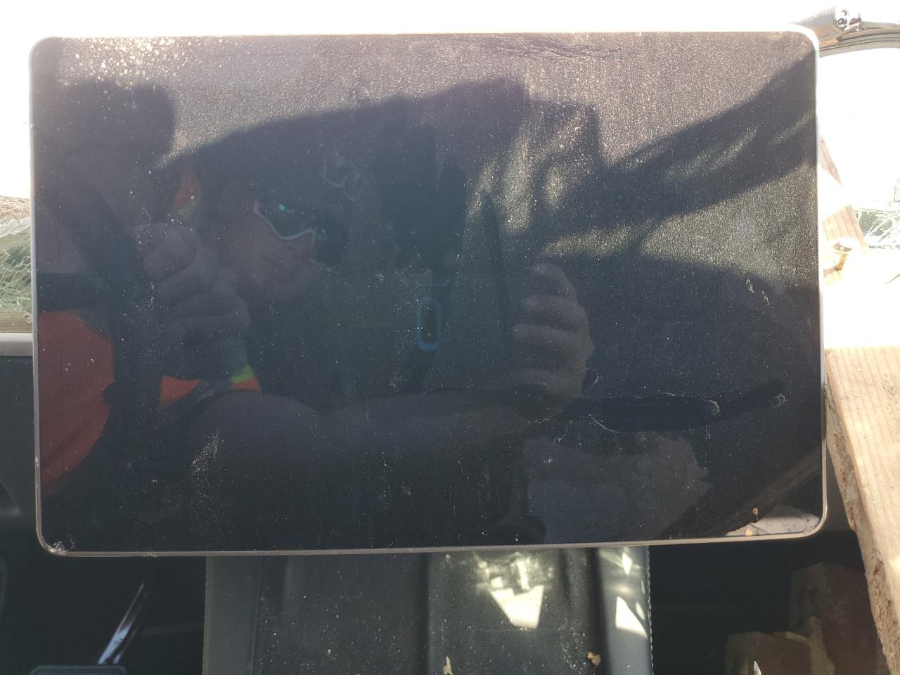 2022 Tesla Model Y VIN: 7SAYGAEE5NF379422 Lot: 70346405