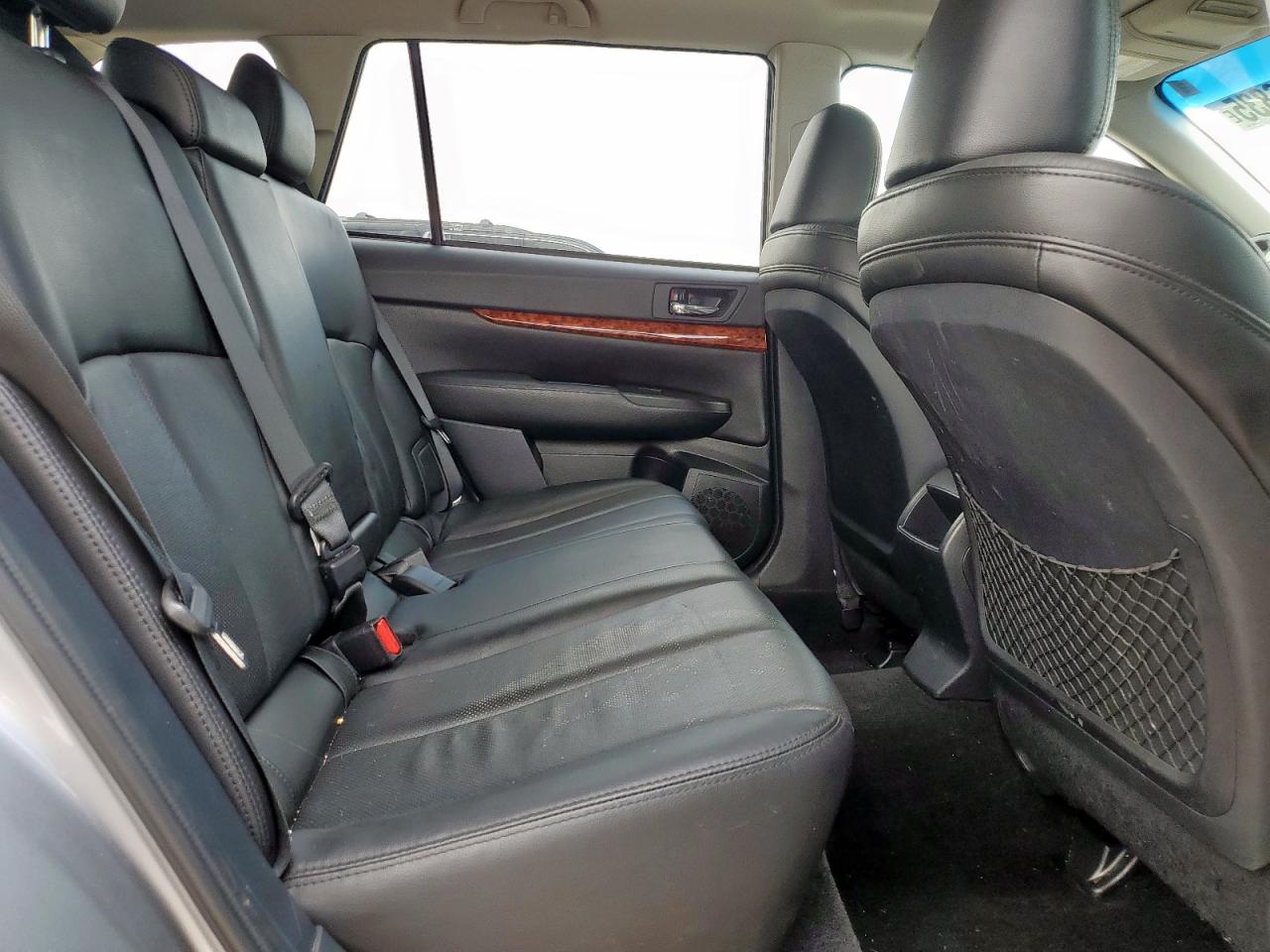 2011 Subaru Outback 3.6R Limited VIN: 4S4BRDLC7B2384471 Lot: 68336835