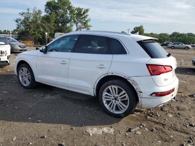  AUDI Q5 2018 Белы