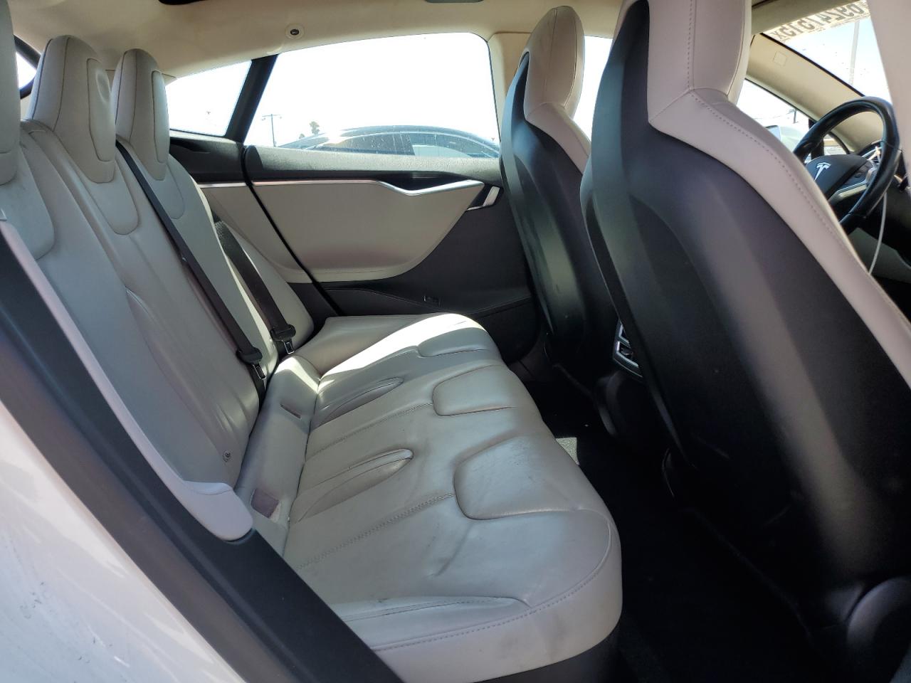 2014 Tesla Model S VIN: 5YJSA1H11EFP65476 Lot: 69247515