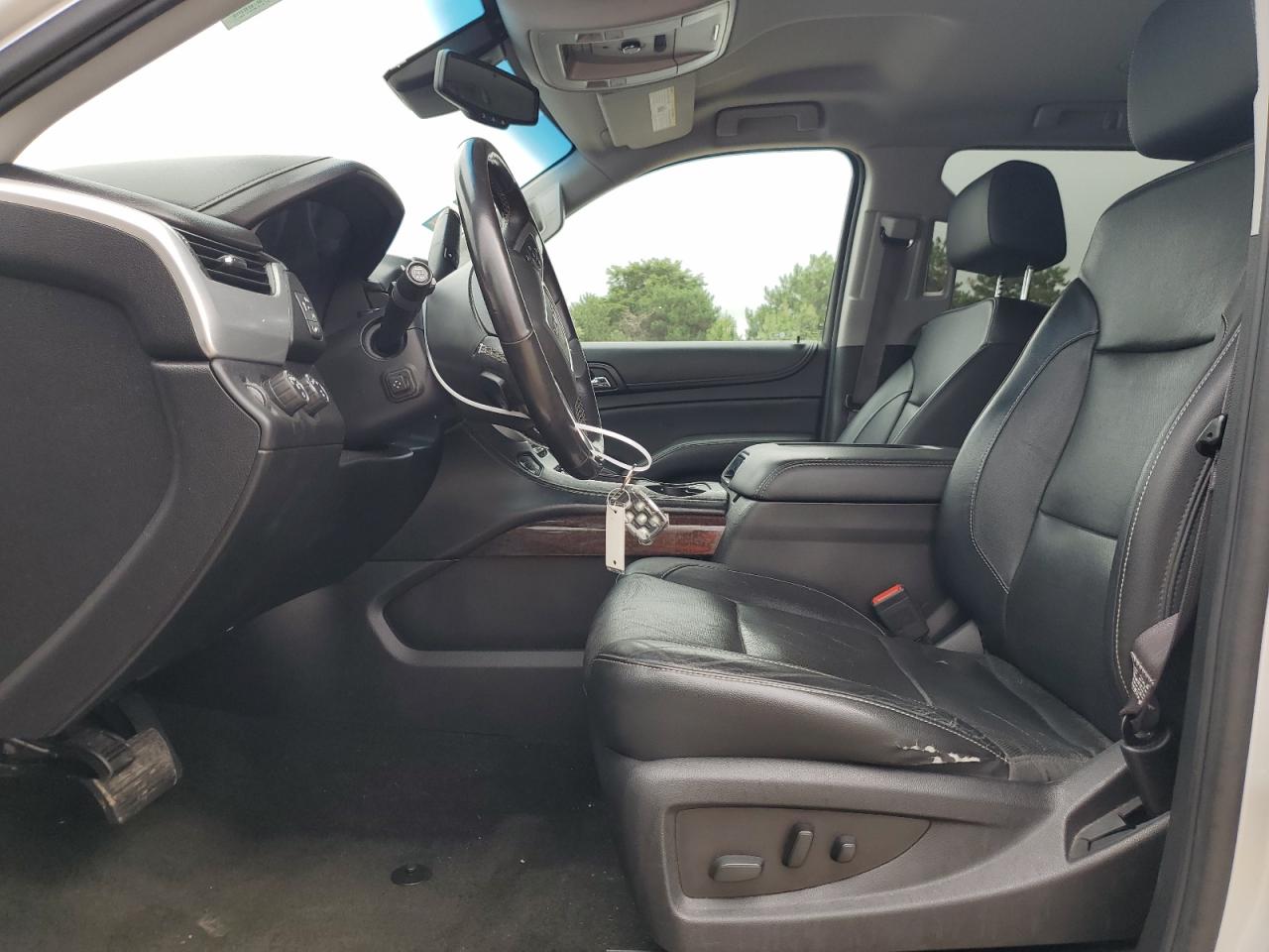 2017 GMC Yukon Xl K1500 Slt VIN: 1GKS2GKC7HR116973 Lot: 68834585