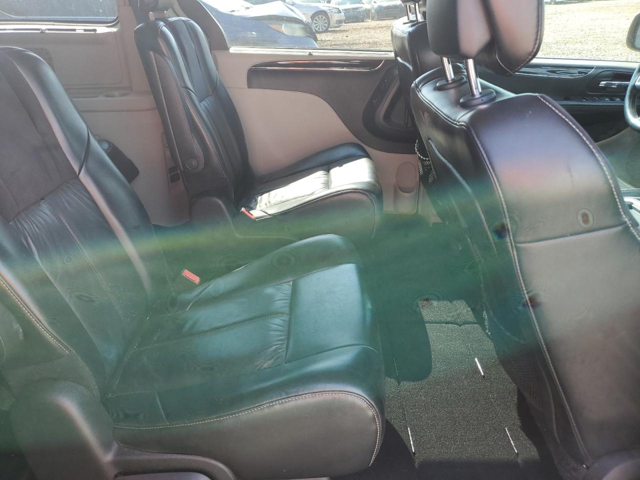 2014 Chrysler Town & Country Limited VIN: 2C4RC1GG6ER113343 Lot: 68968405