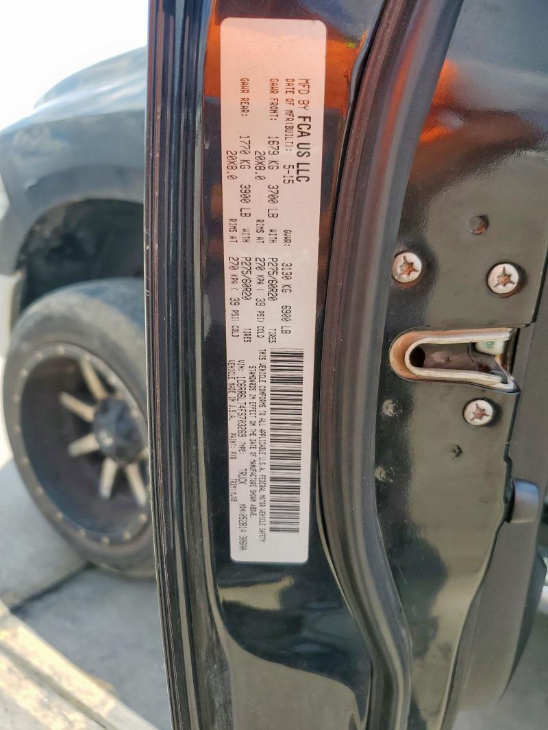 2015 RAM 1500 SLT