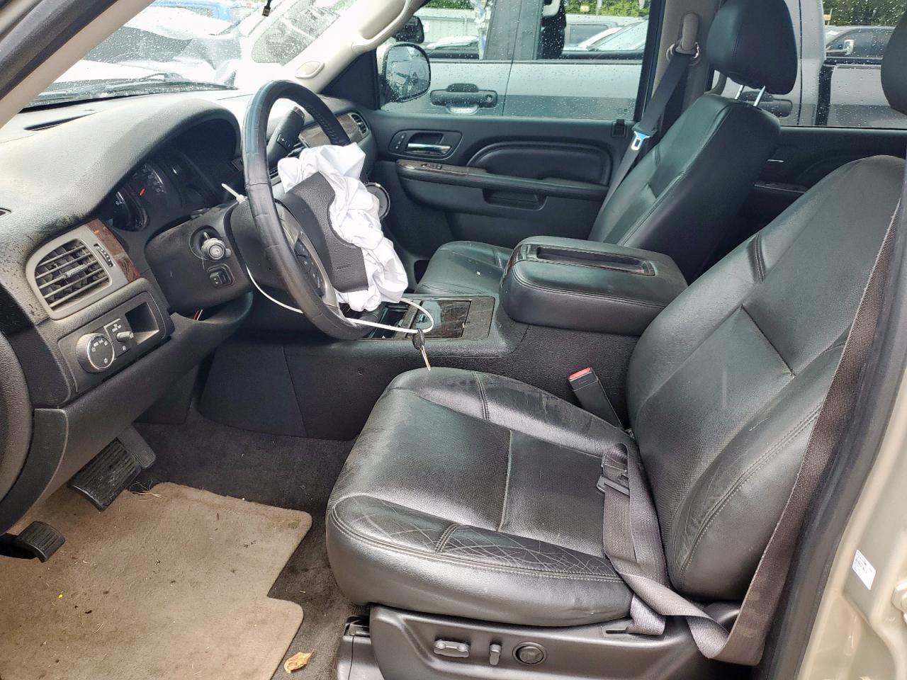 2013 GMC Yukon Xl Denali VIN: 1GKS1MEF4DR143422 Lot: 68238935