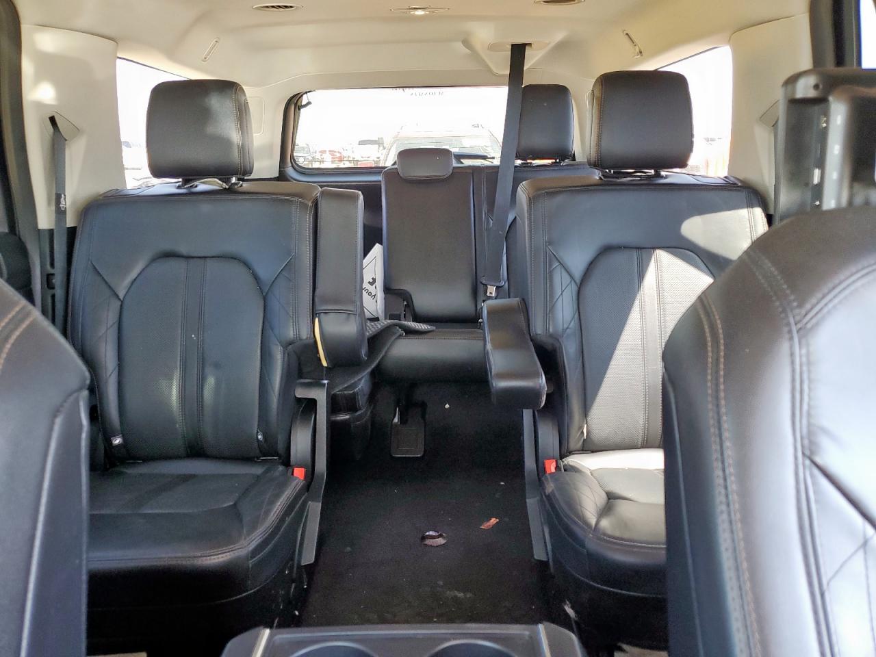 2018 Ford Expedition Max Platinum VIN: 1FMJK1LT9JEA66587 Lot: 69053595