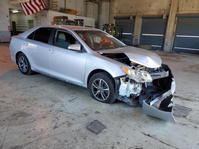 Sedans TOYOTA CAMRY 2012 Silver