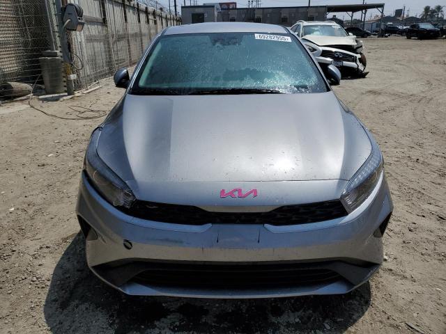  KIA FORTE 2024 Srebrny