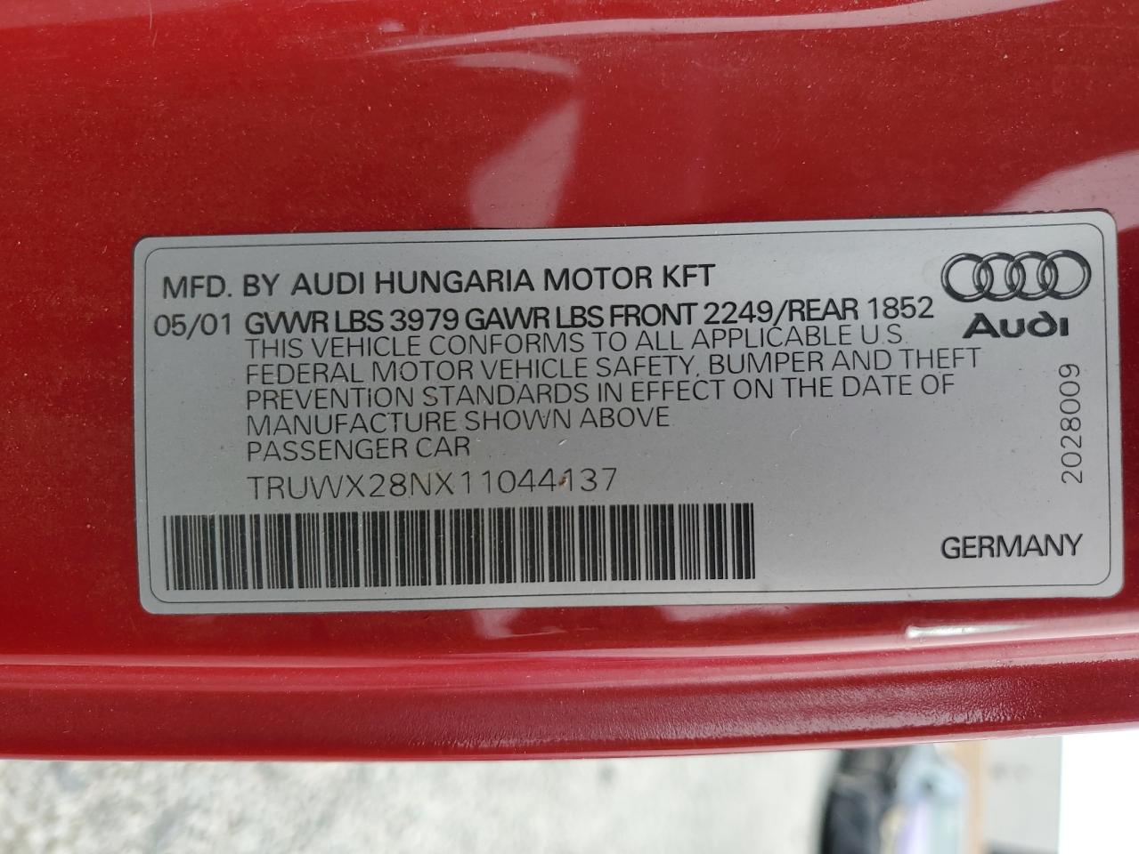 2001 Audi Tt Quattro VIN: TRUWX28NX11044137 Lot: 70137525