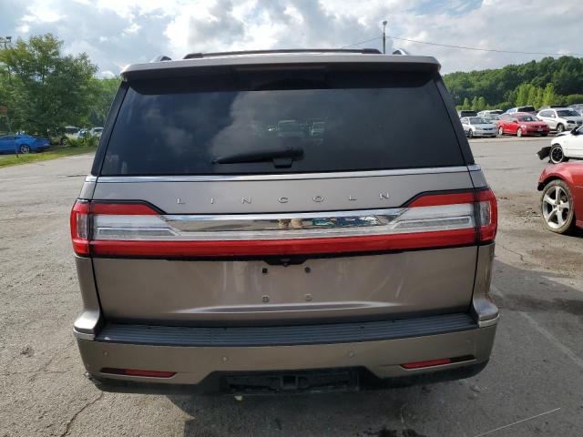  LINCOLN NAVIGATOR 2018 Gold