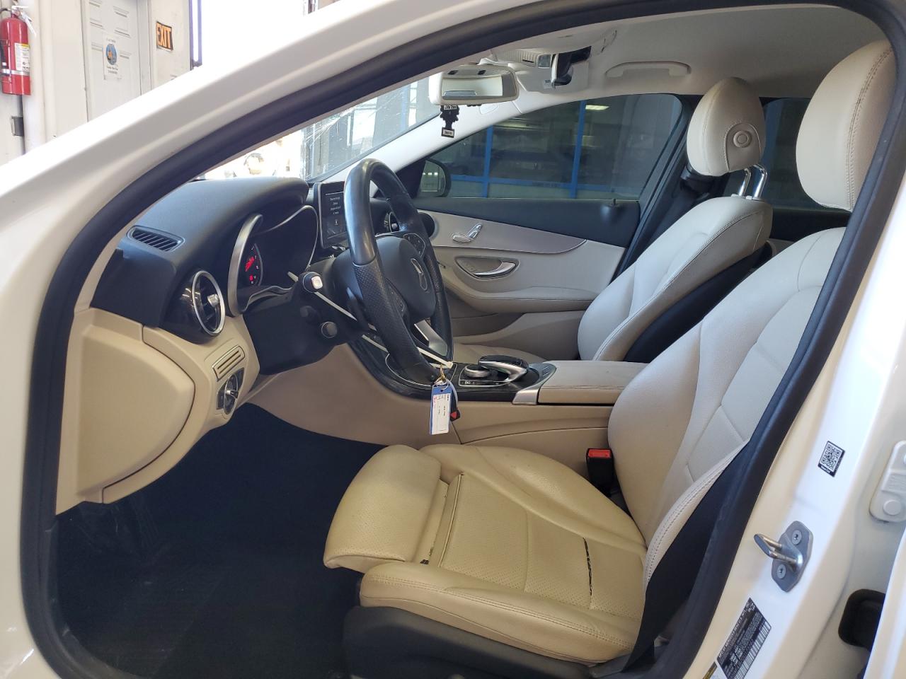 2016 Mercedes-Benz C 300 VIN: 55SWF4JB7GU173282 Lot: 67970795