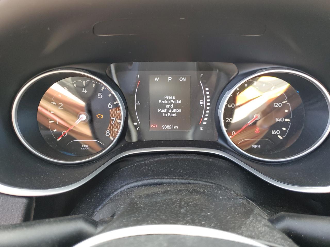 2019 Jeep Compass Latitude VIN: 3C4NJDBB5KT674790 Lot: 69568045