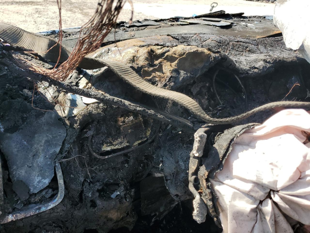 2015 Audi Q7 Premium Plus VIN: WA1LGAFE4FD023889 Lot: 71121165