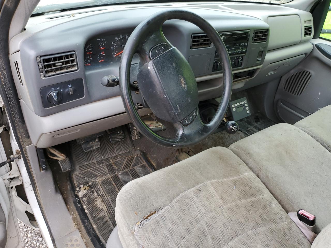 2000 Ford F550 Super - Trucks Utility / Service Truck VIN: 1FDAF57F0YEA77388 Lot: 69028605