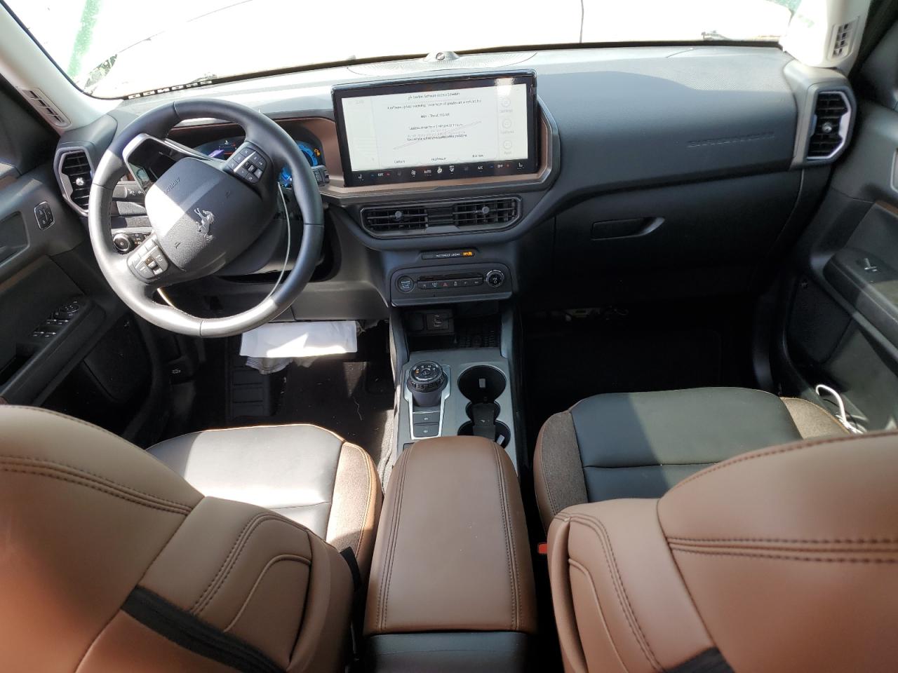 2025 Ford Bronco Sport Outer Banks VIN: 3FMCR9CN3SRE43272 Lot: 69767405