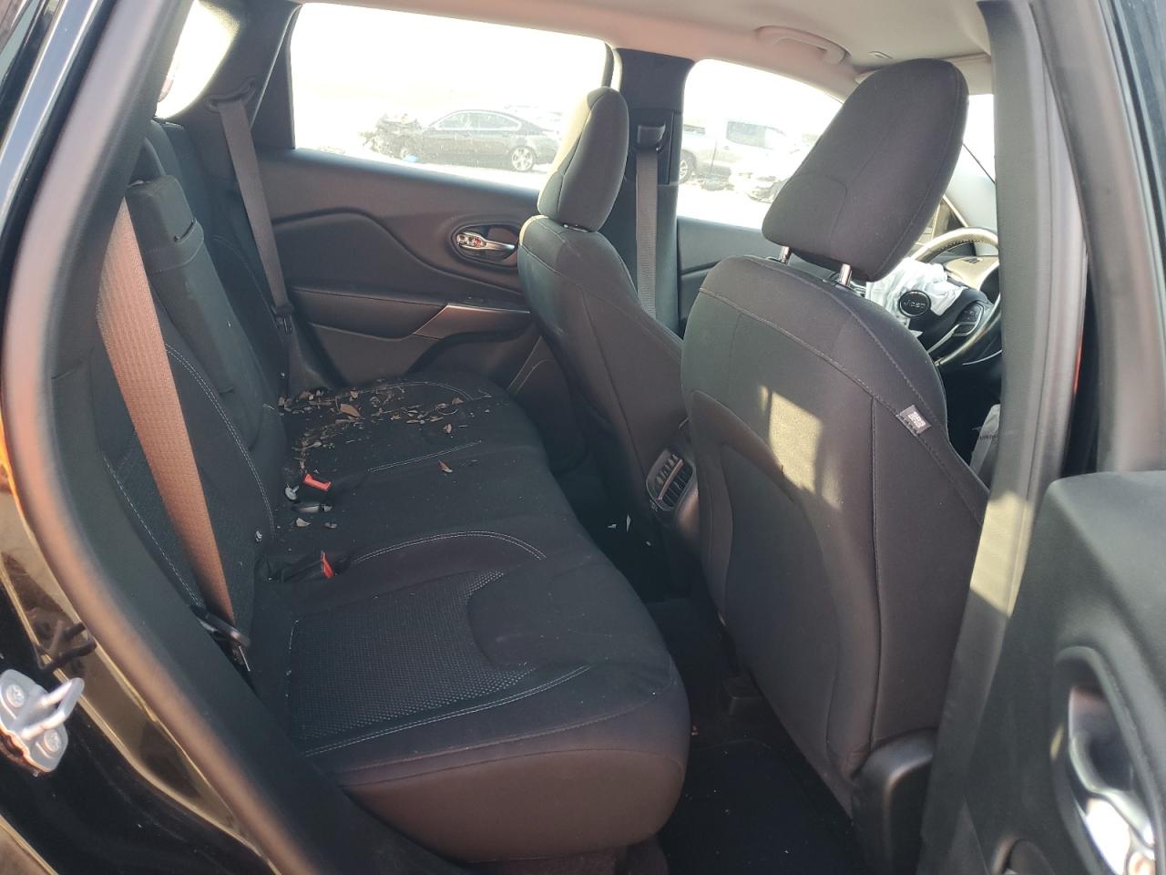 2019 Jeep Cherokee Latitude VIN: 1C4PJLCX9KD109428 Lot: 67262175