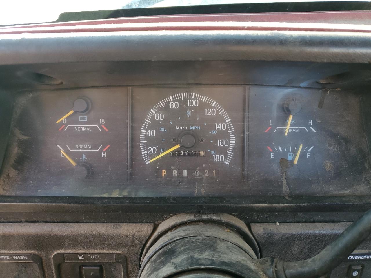 1990 Ford F150 VIN: 2FTEF15N6LCB10255 Lot: 70185315