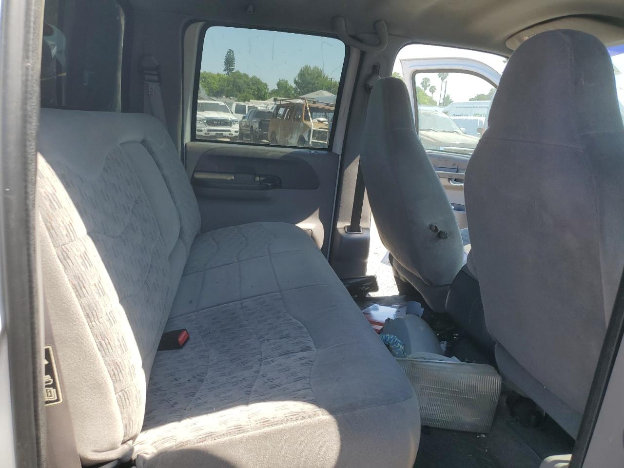 2000 Ford F350 Super Duty VIN: 1FTWW33F0YEA45075 Lot: 63821525