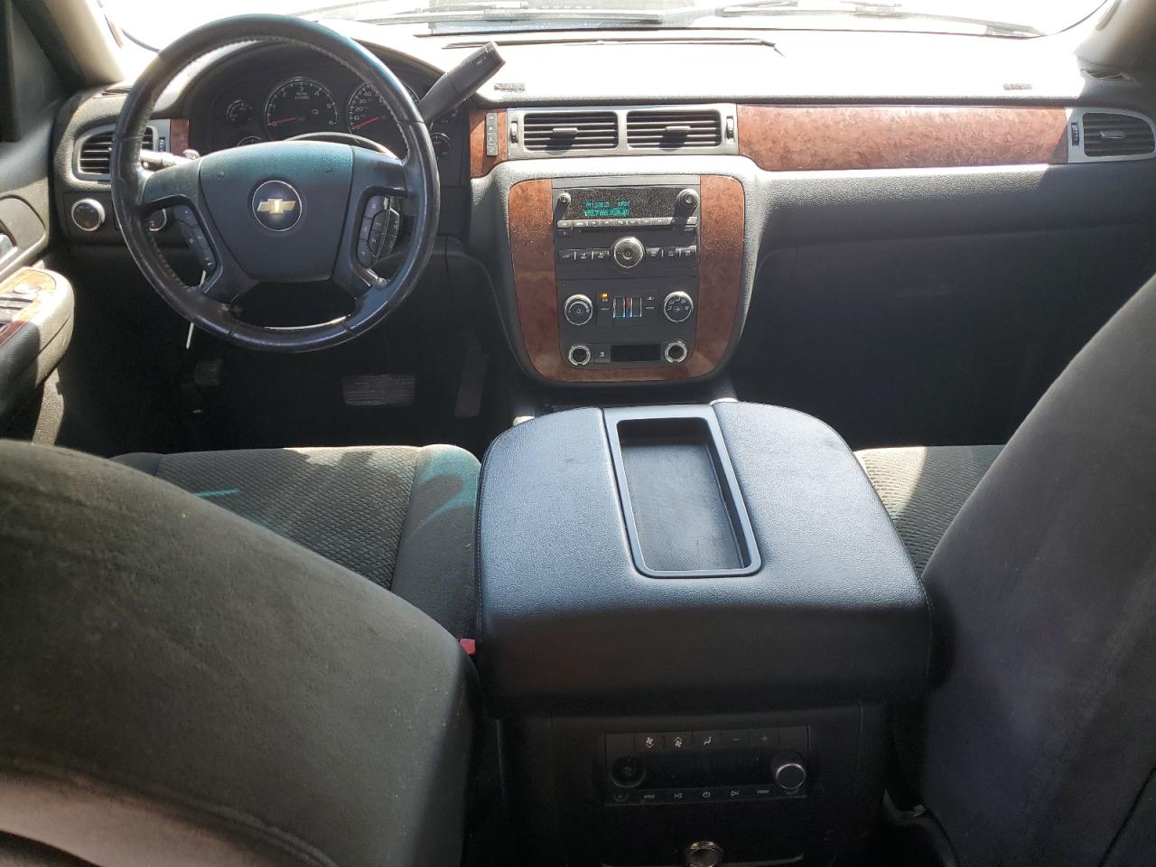 2007 Chevrolet Tahoe K1500 VIN: 1GNFK130X7R189887 Lot: 70228935