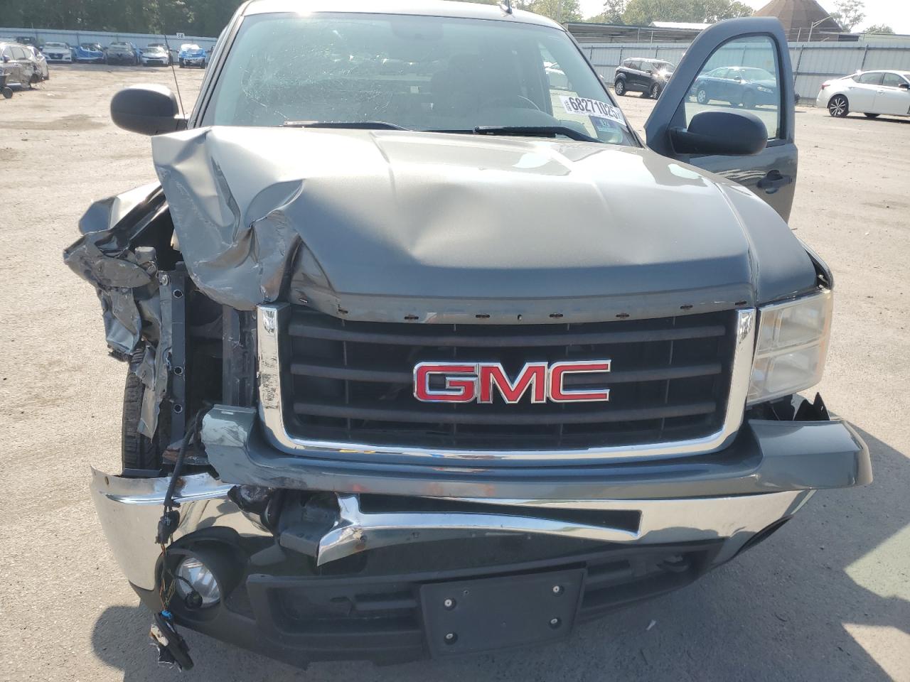2011 GMC Sierra K1500 Sle VIN: 1GTR2VE08BZ337005 Lot: 68271025