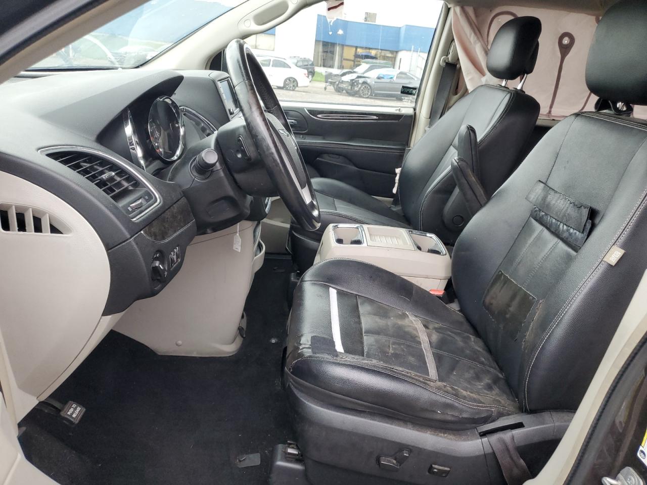 2015 Chrysler Town & Country Touring VIN: 2C4RC1BGXFR520381 Lot: 69417105