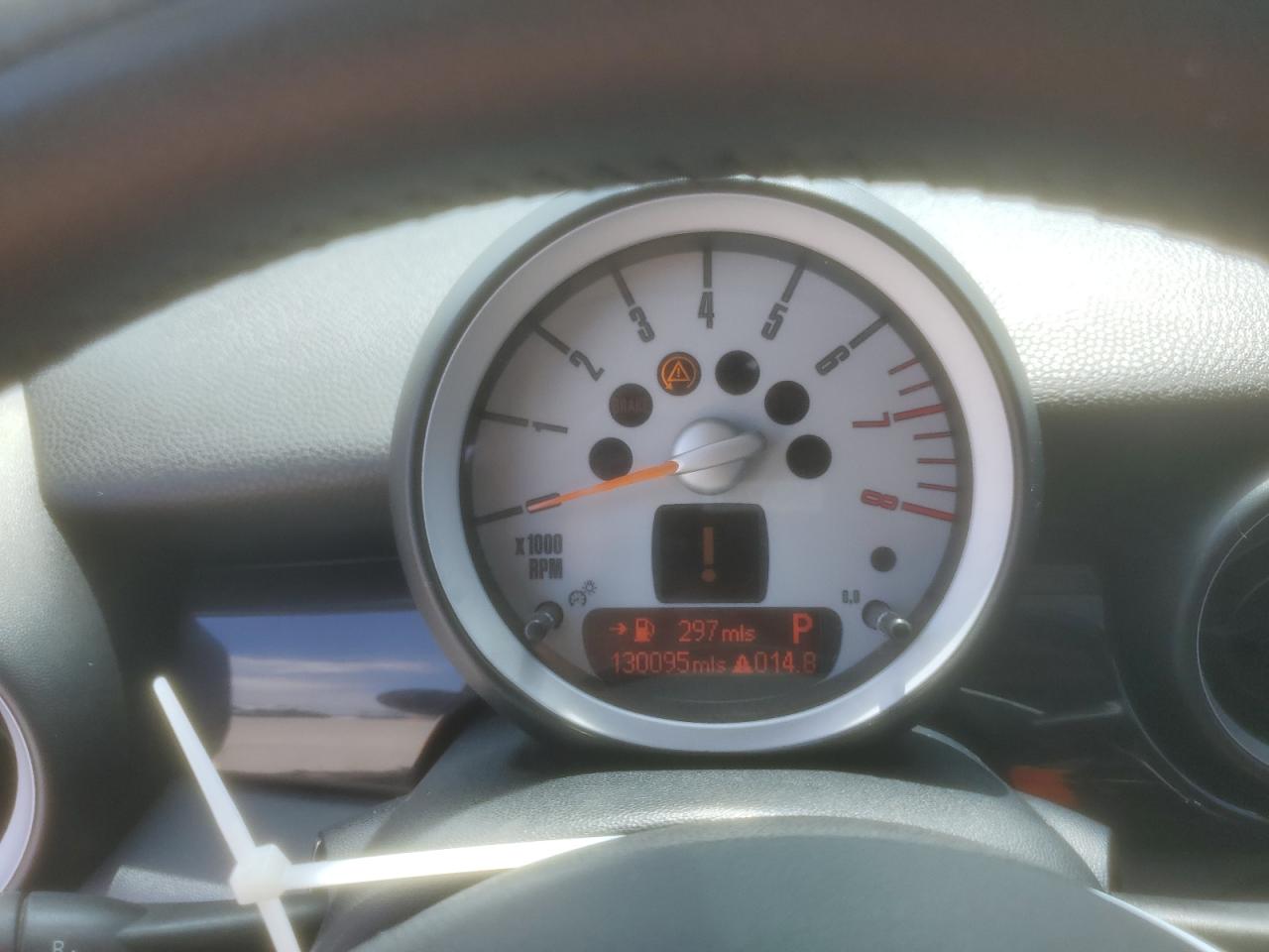 WMWMF3C51ATZ21892 2010 Mini Cooper