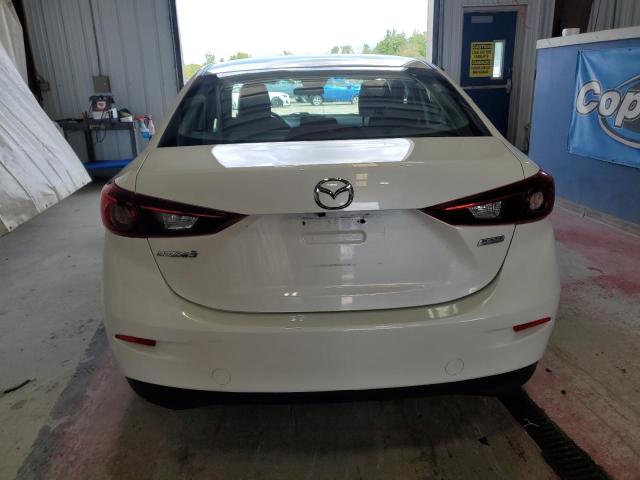  MAZDA 3 2018 Белы