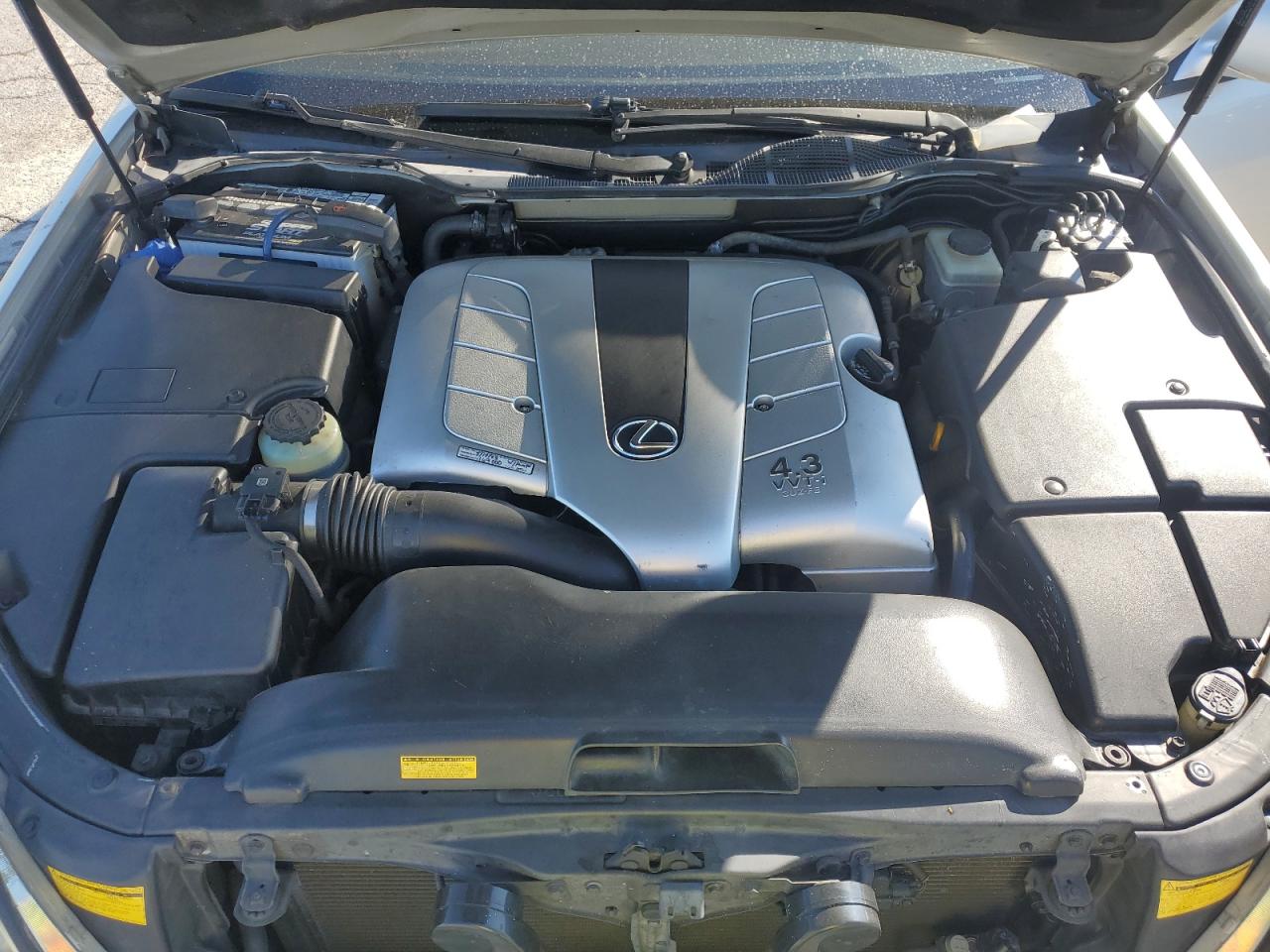 2001 Lexus Ls 430 VIN: JTHBN30F310033526 Lot: 70879025