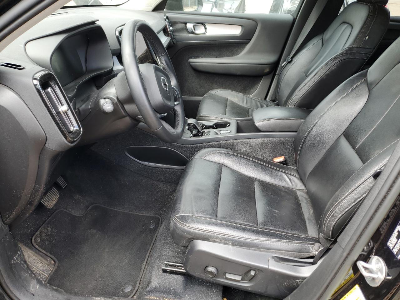 2022 Volvo Xc40 T4 Momentum VIN: YV4AC2HK4N2780784 Lot: 70065275