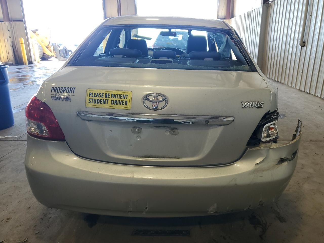 2007 Toyota Yaris VIN: JTDBT903371178262 Lot: 69889065