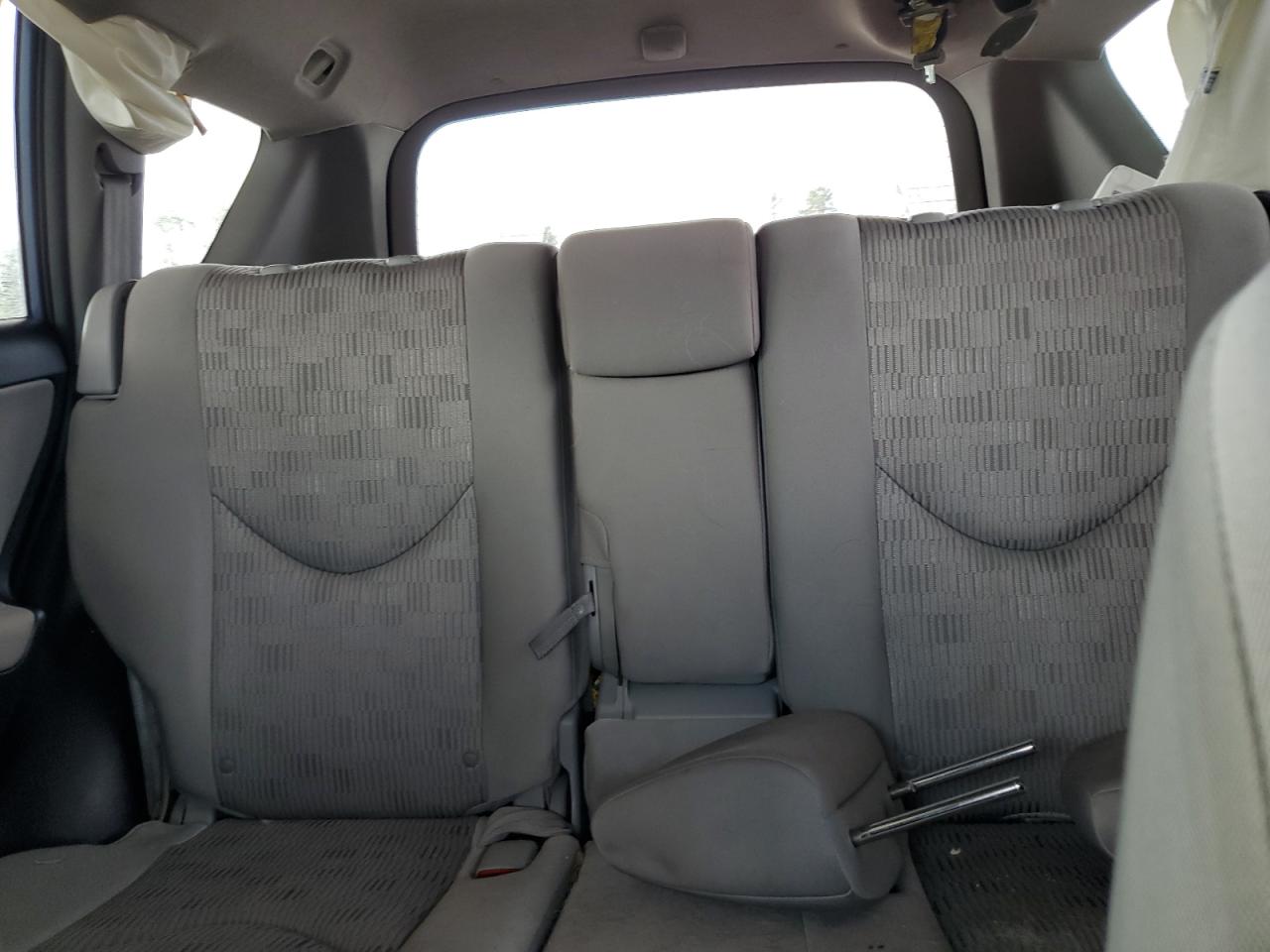 2011 Toyota Rav4 VIN: 2T3BF4DV8BW173073 Lot: 69637835