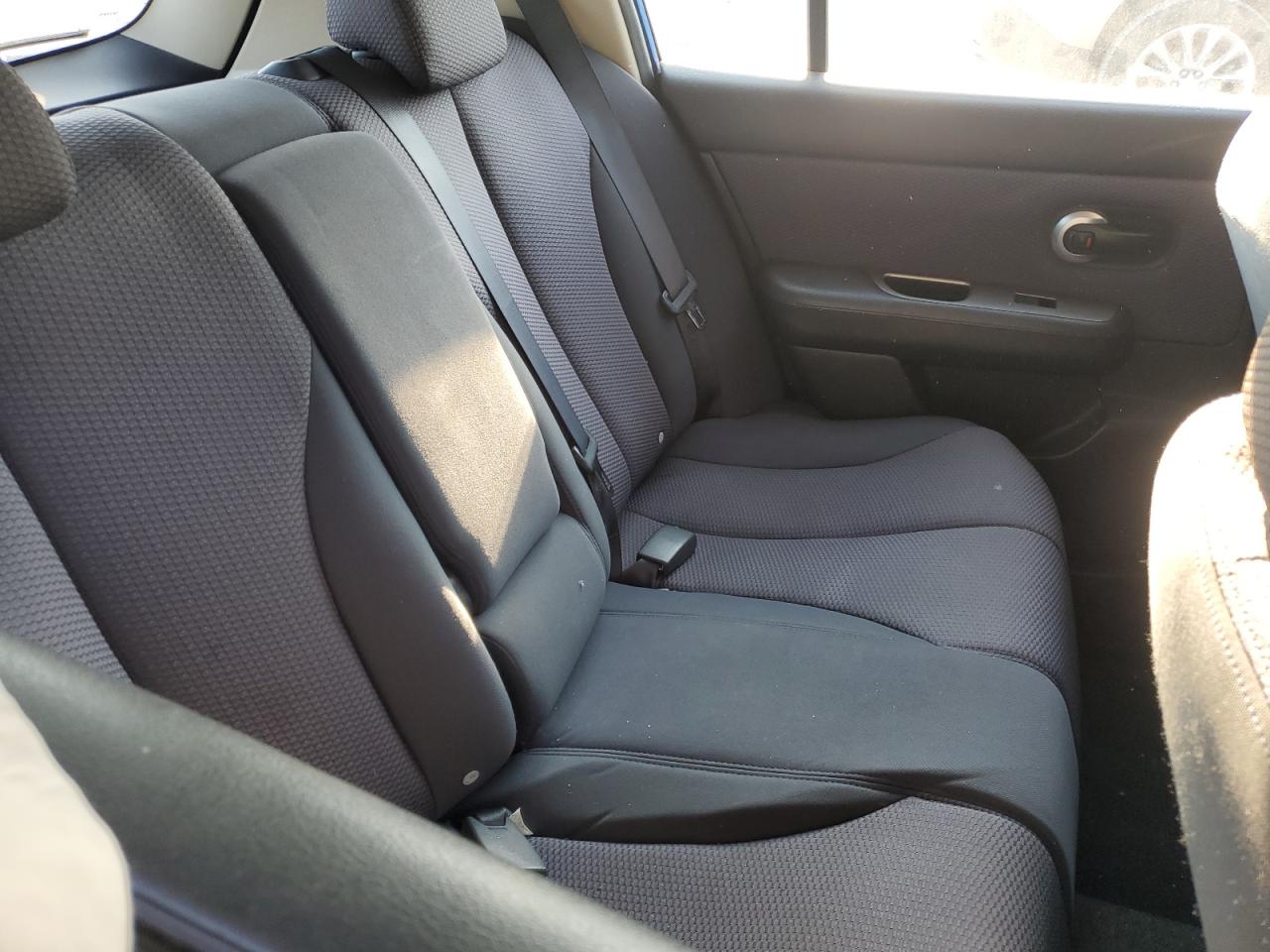 2007 Nissan Versa S VIN: 3N1BC13EX7L354301 Lot: 69593855