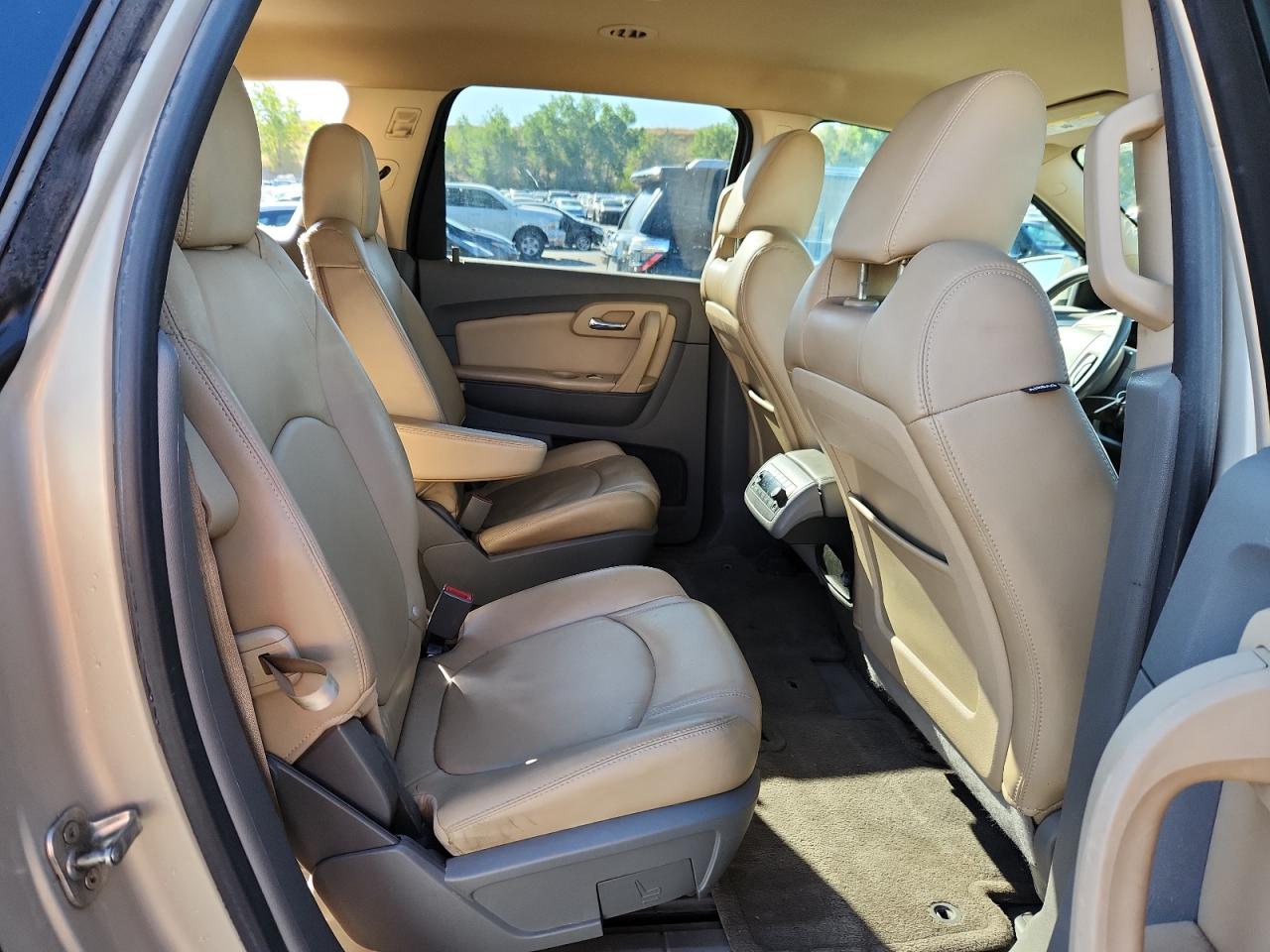 2011 Chevrolet Traverse Lt VIN: 1GNKVJED1BJ352326 Lot: 69297165