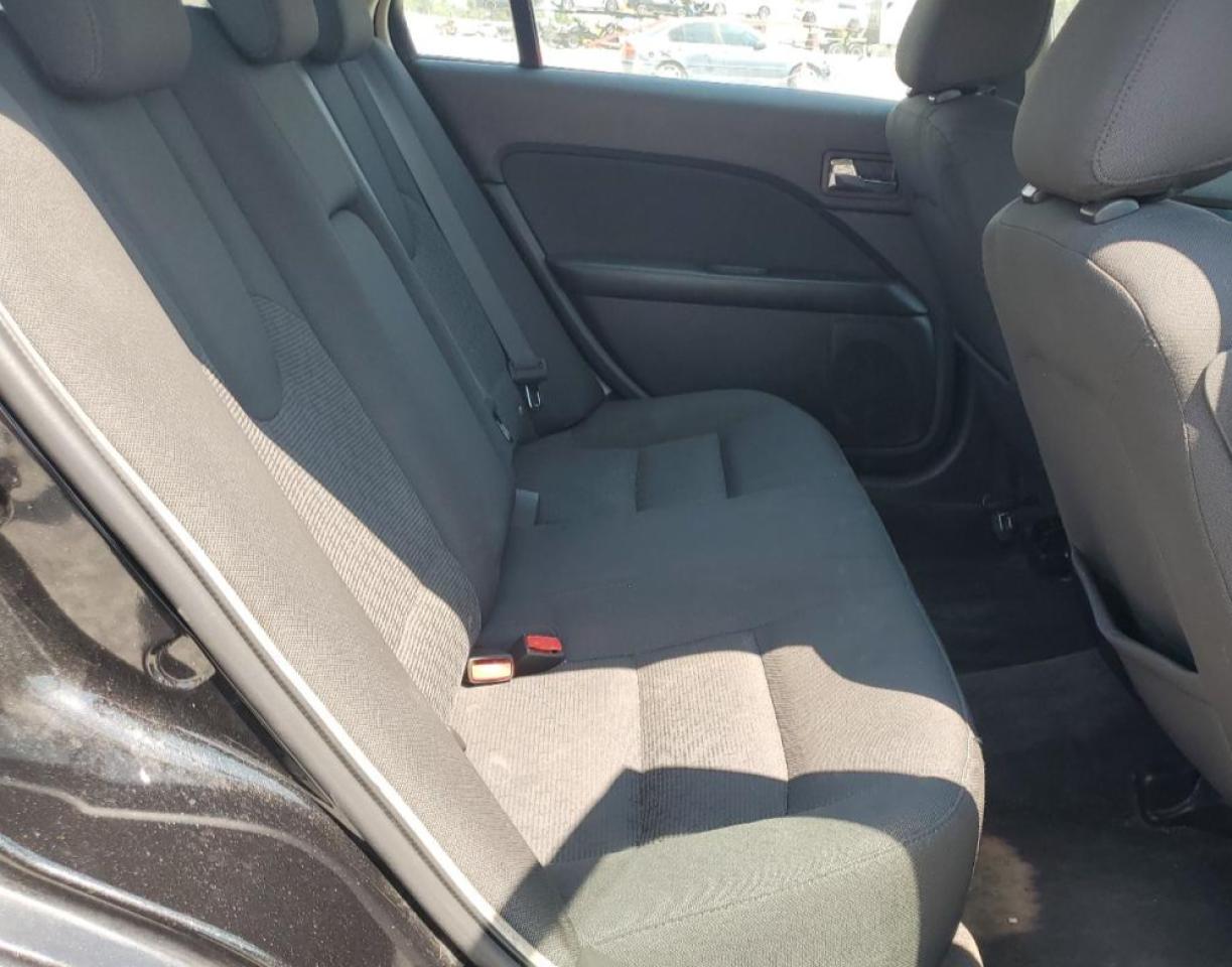 2010 Ford Fusion Se VIN: 3FAHP0HA3AR121382 Lot: 66861235