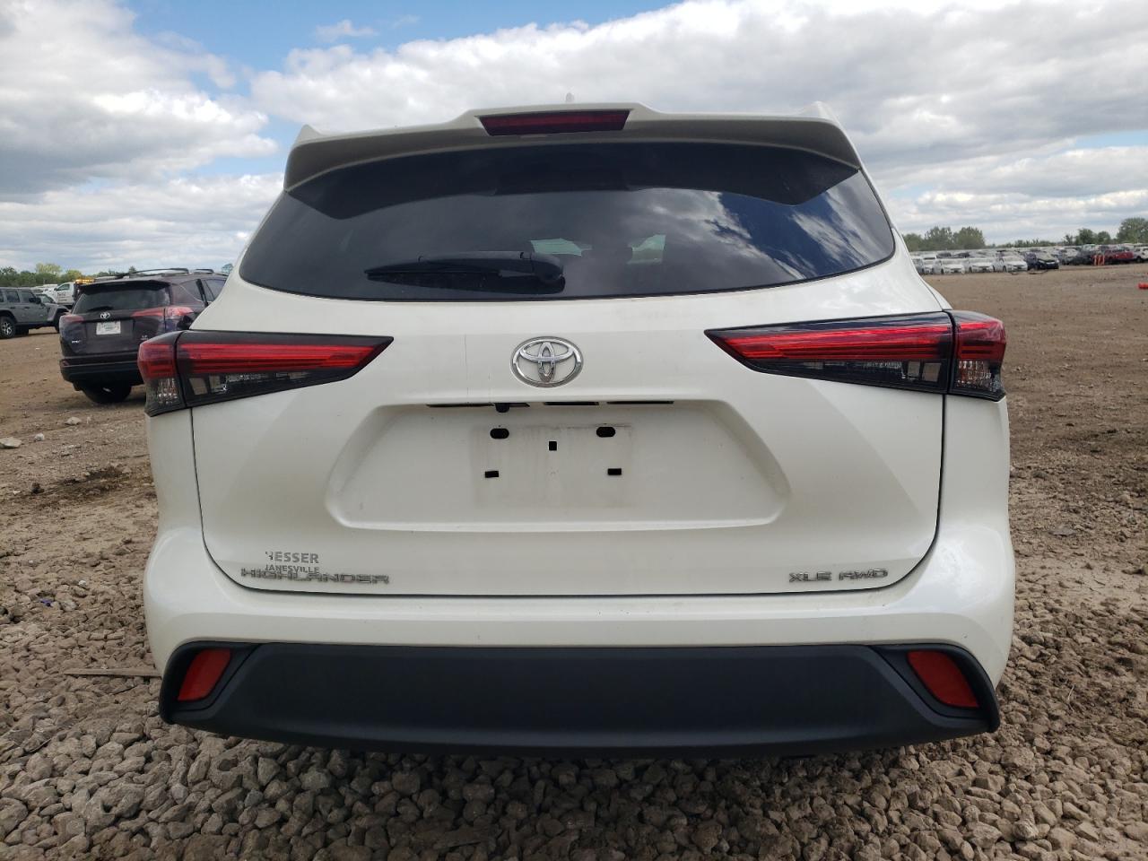 2021 Toyota Highlander Xle VIN: 5TDGZRBH8MS060414 Lot: 69853955