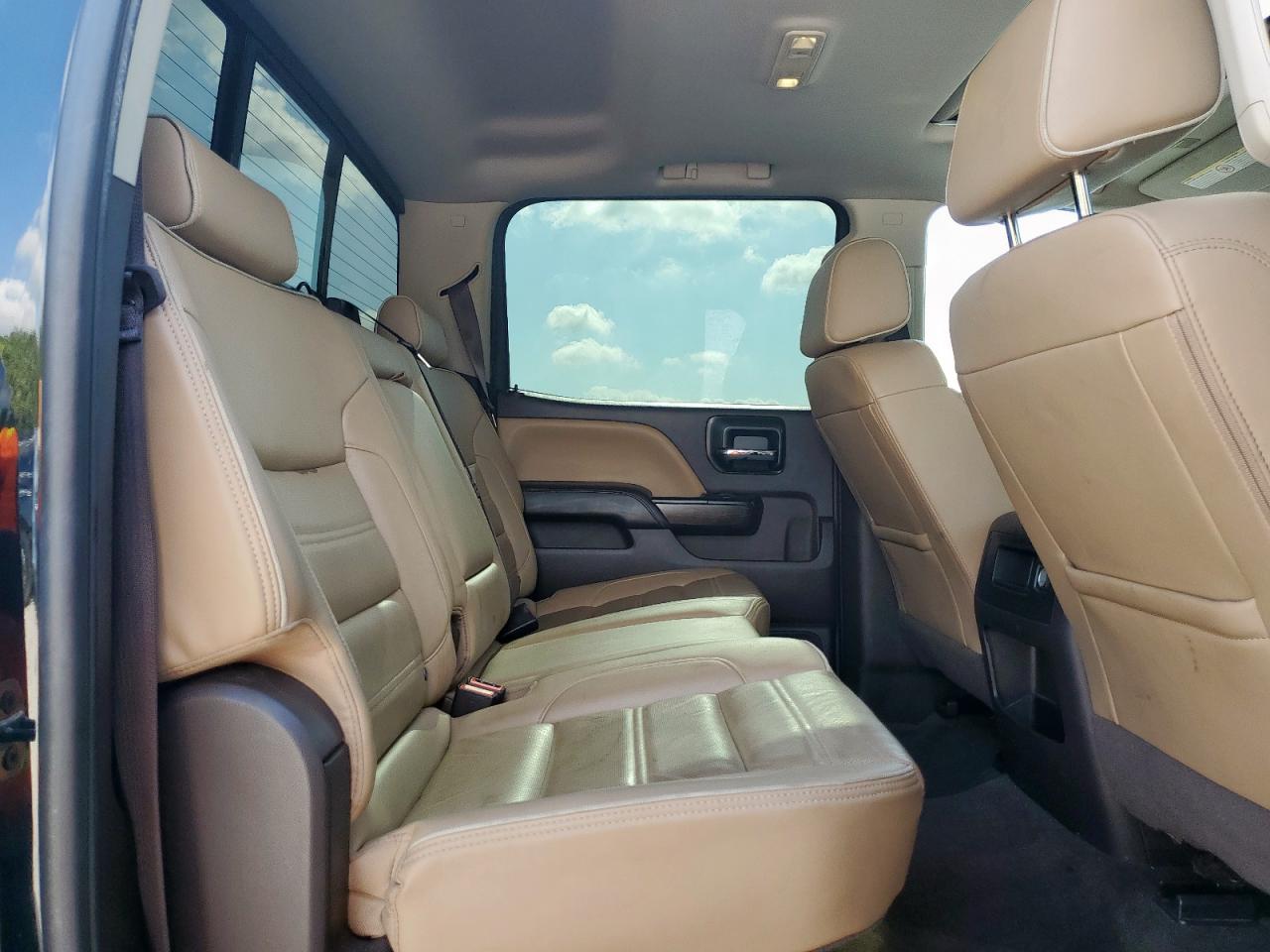 2018 GMC Sierra K2500 Denali VIN: 1GT12UEY4JF134920 Lot: 70595345