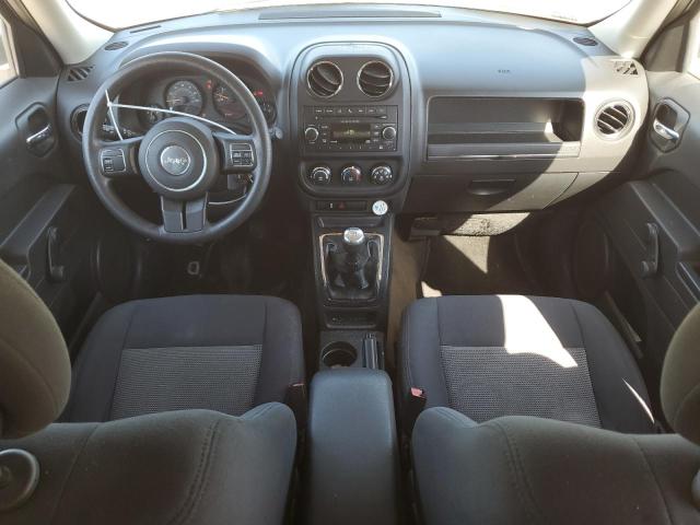  JEEP PATRIOT 2016 Белы