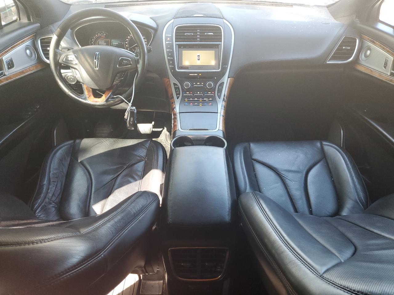 2016 Lincoln Mkx Reserve VIN: 2LMTJ8LRXGBL70982 Lot: 66103595