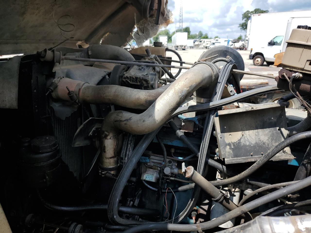 1997 International 4000 4700 VIN: 1HTSCAAM0VH483377 Lot: 67589935