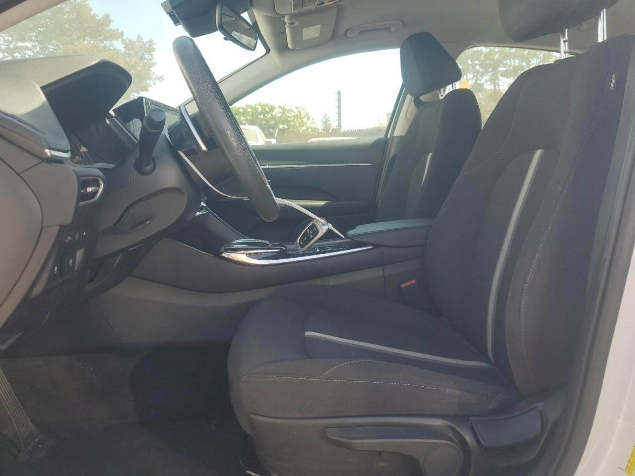 2021 Hyundai Sonata Hybrid VIN: KMHL24JJ5MA033738 Lot: 70687545