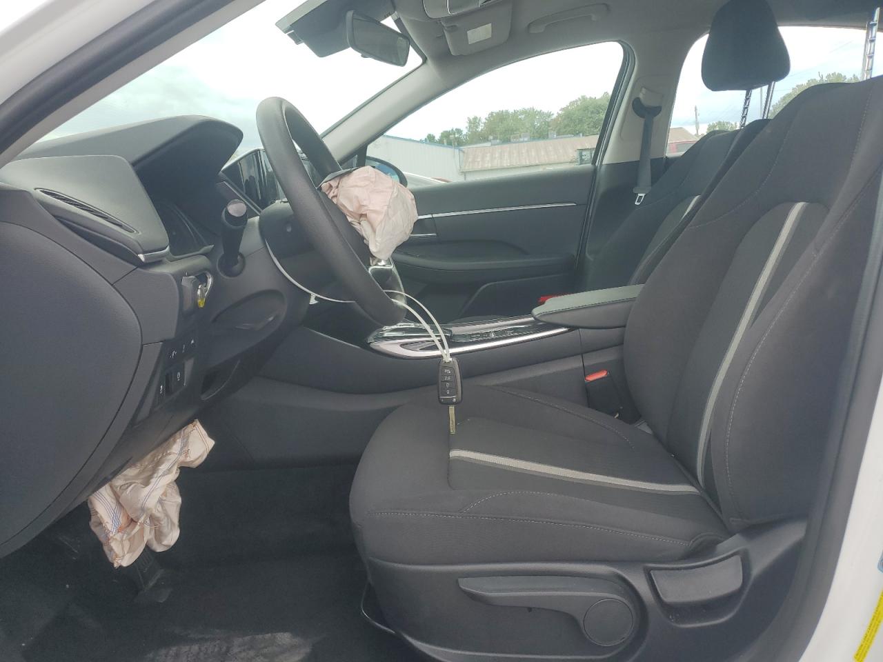 2022 Hyundai Sonata Se VIN: KMHL24JA8NA240111 Lot: 70659145