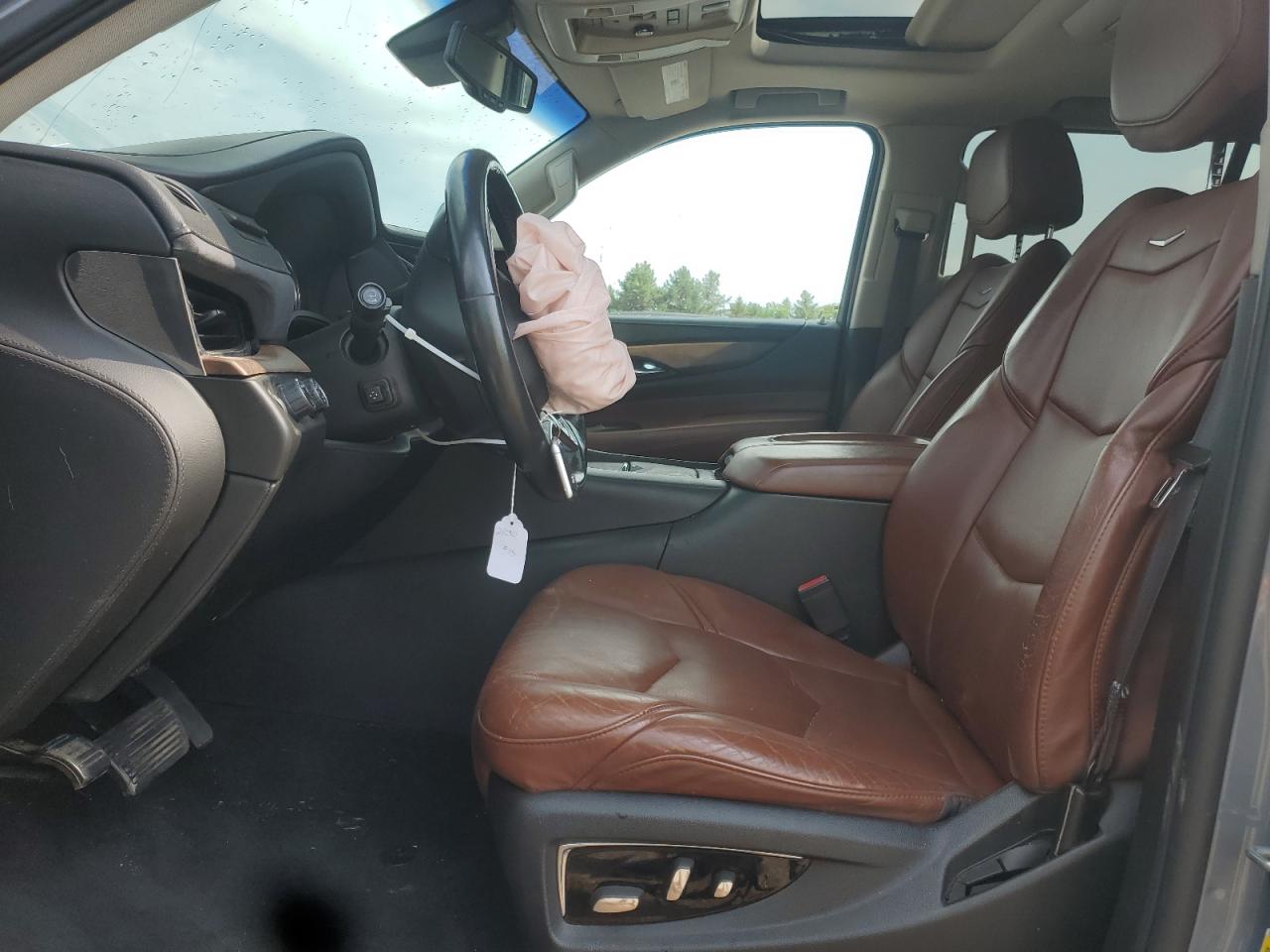 2016 Cadillac Escalade Luxury VIN: 1GYS4BKJ4GR106899 Lot: 68129895