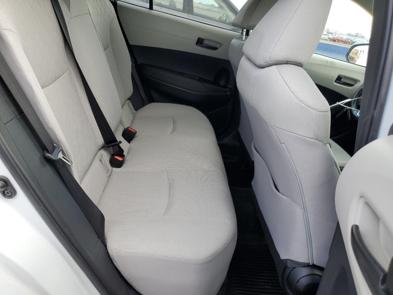 2022 Toyota Corolla Cross Le VIN: 7MUCAABG6NV043374 Lot: 70333415