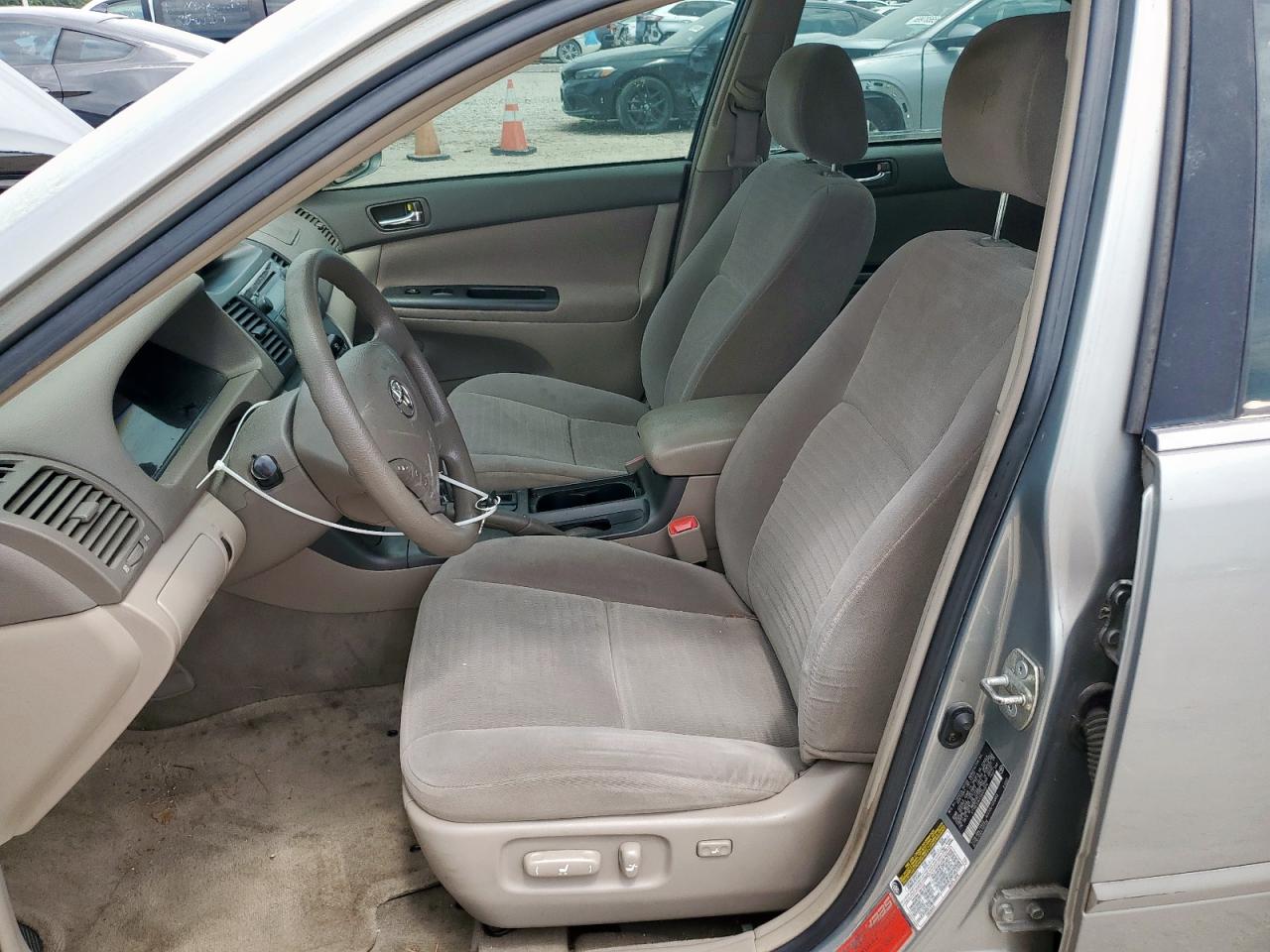 2005 Toyota Camry Le VIN: 4T1BE32K45U570976 Lot: 69591995