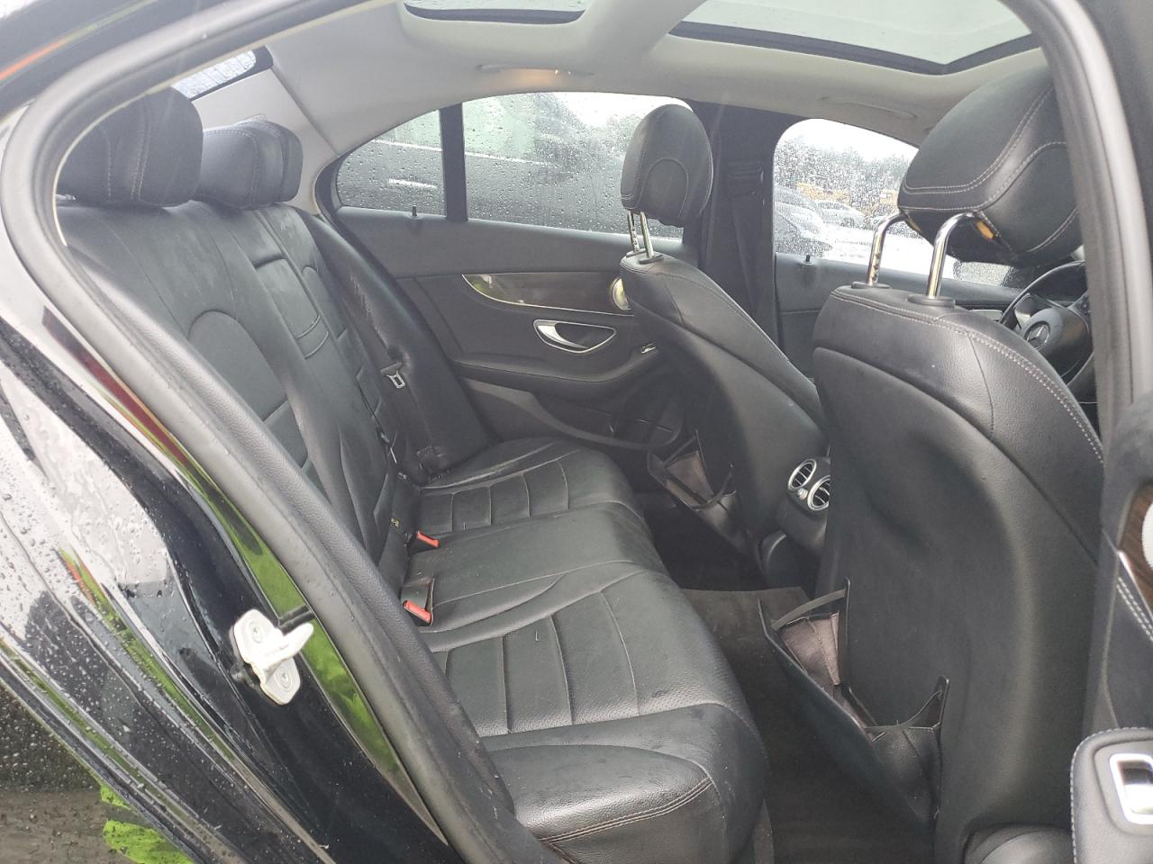 2015 Mercedes-Benz C 300 VIN: 55SWF4JB3FU043708 Lot: 67317805